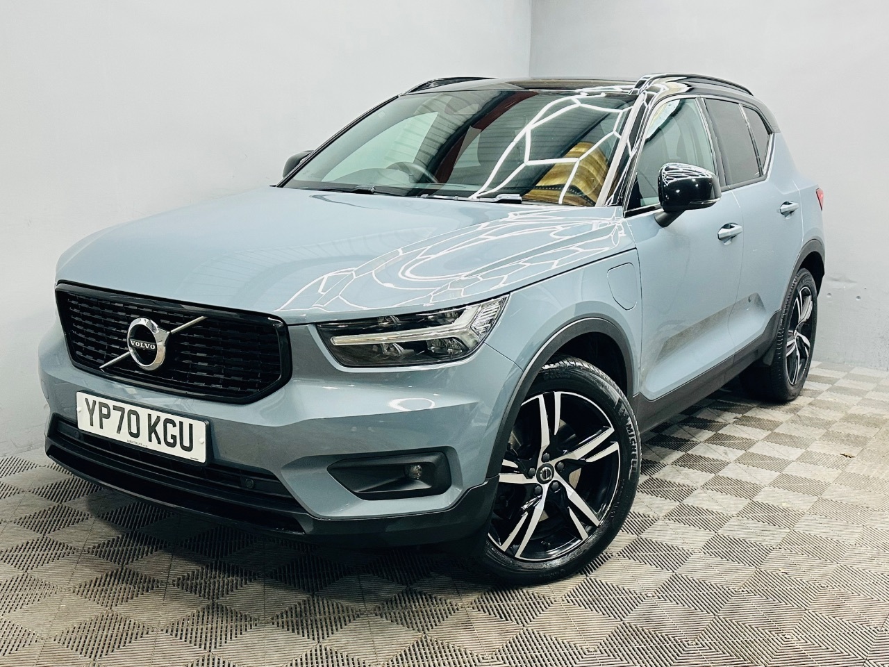 2020 Volvo XC40