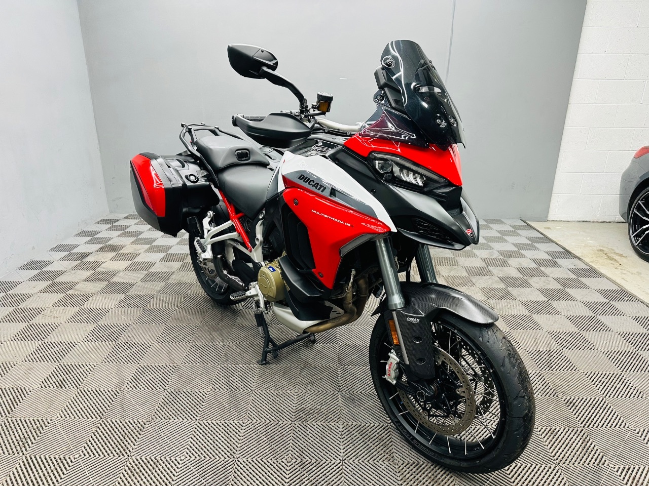 2022 Ducati Multistrada V4